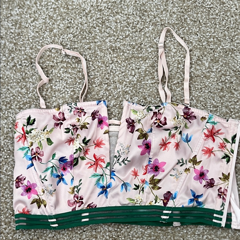 Victoria's Secret Floral Bra with Green Accents